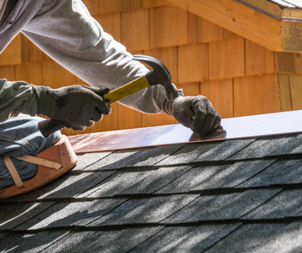 Best Affordable Roofing Company  in Savoy, IL